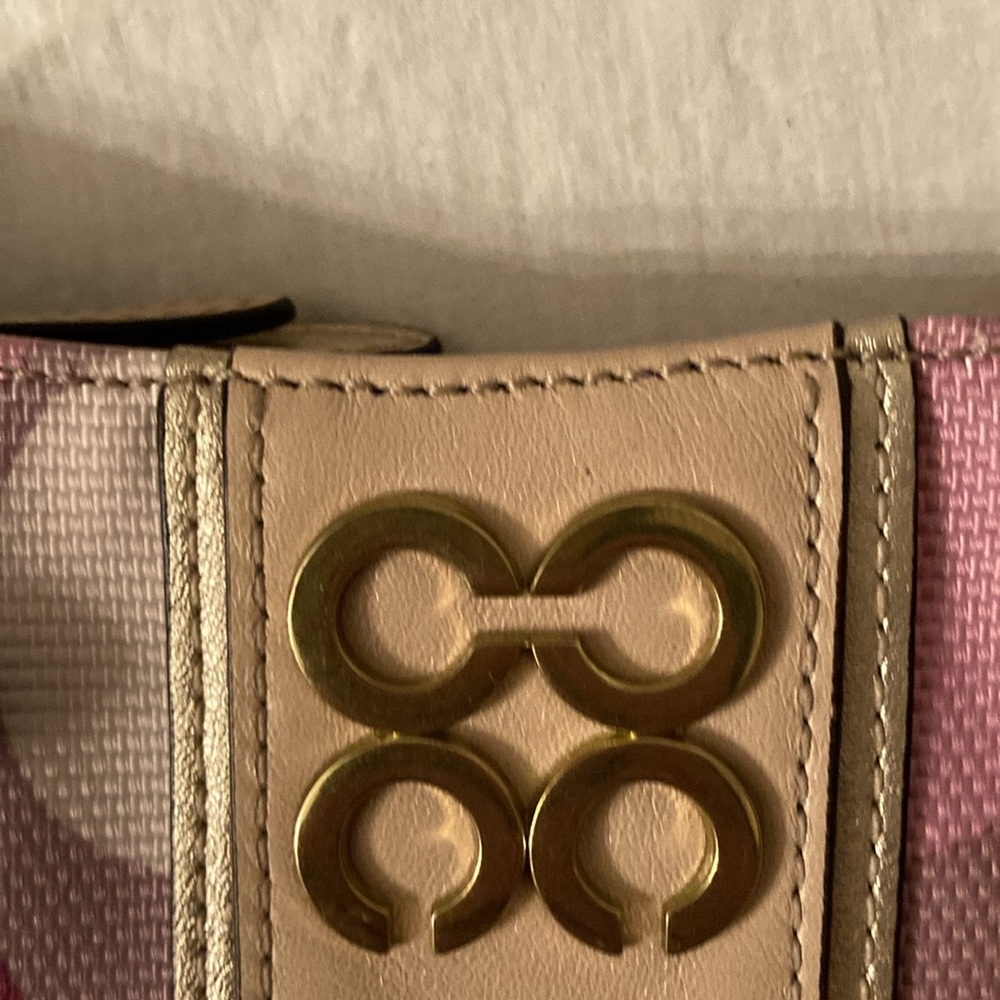 Excellent Coach Bag - Picture 2 of 6